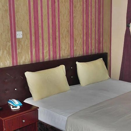 Golden Star Hotel Dubaï Extérieur photo
